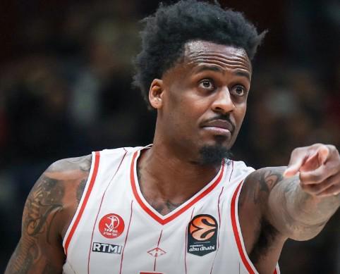 华体会登录入口-外媒：前CBA江苏队外援布莱克尼涉嫌操纵23年江苏对广东的比赛